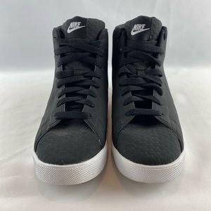 Nike Casual Shoe Size 7